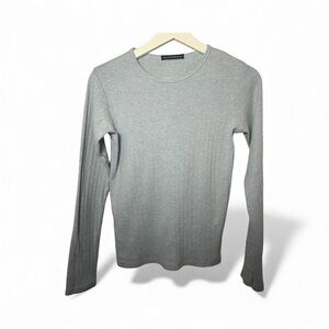 Brandy Melville Light Gray Top
